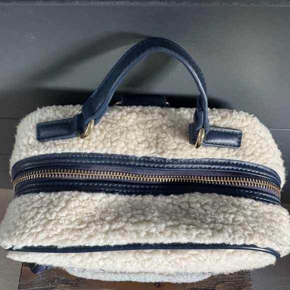 Tommy Hilfiger 1985 Shearling Red, White and Blue Backpack with Blue Logo Straps - Picture 7 of 10